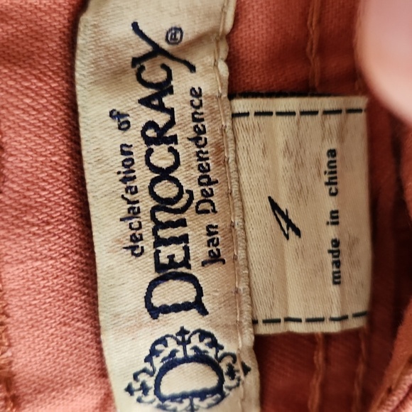 NWT! Democracy capris - Picture 5 of 9